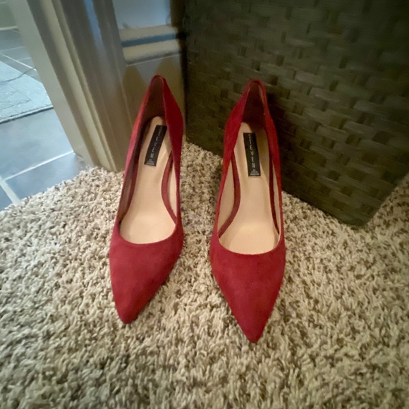 Steve Madden size 8.5 brand new pumps! - Picture 2 of 2
